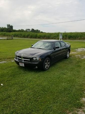 2010 Dodge Charger - $6000 - Greenfield, OH